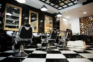 Hair Masters Luxury Salon Faridabad image