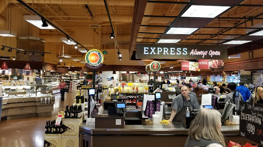 Gourmet Grocery Store «Metropolitan Market», reviews and photos, 2320 42nd Ave SW, Seattle, WA 98116, USA