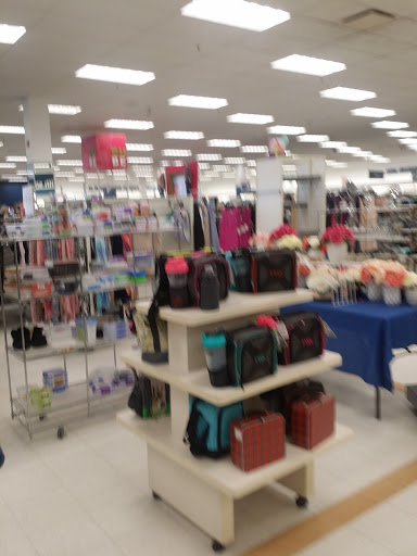 Department Store «Marshalls», reviews and photos, 253 Commons Dr, Chicago Ridge, IL 60415, USA