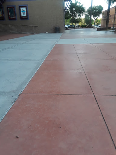 Movie Theater «Harkins Theatres Gateway Pavilions 18», reviews and photos, 10250 W McDowell Rd, Avondale, AZ 85392, USA