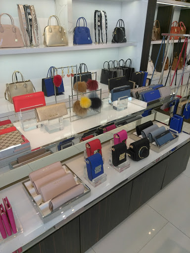 Shopping Mall «Bridge Street Town Centre», reviews and photos, 365 The Bridge St, Huntsville, AL 35806, USA