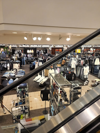 Department Store «Nordstrom Scottsdale Fashion Square», reviews and photos, 7055 E Camelback Rd, Scottsdale, AZ 85251, USA