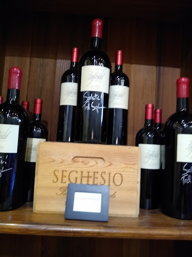 Vineyard «Seghesio Family Vineyards», reviews and photos, 700 Grove St, Healdsburg, CA 95448, USA