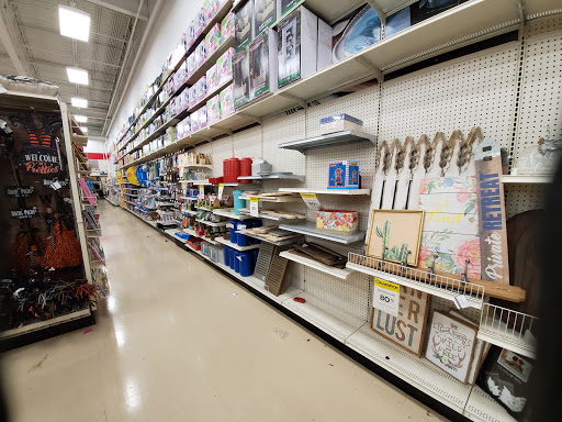 Craft Store «Michaels», reviews and photos, 180 S Mannheim Rd, Hillside, IL 60162, USA