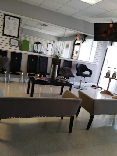 Beauty Salon «NATURAL HAIR AUTHORITY SALON», reviews and photos, 1303 E Washington St, Greenville, SC 29607, USA