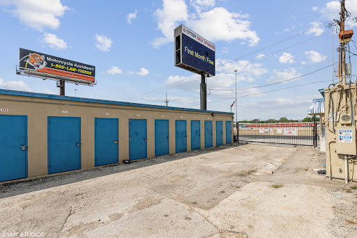 Self-Storage Facility «Watson & Taylor Self Storage», reviews and photos, 2410 SW Loop 410, San Antonio, TX 78227, USA