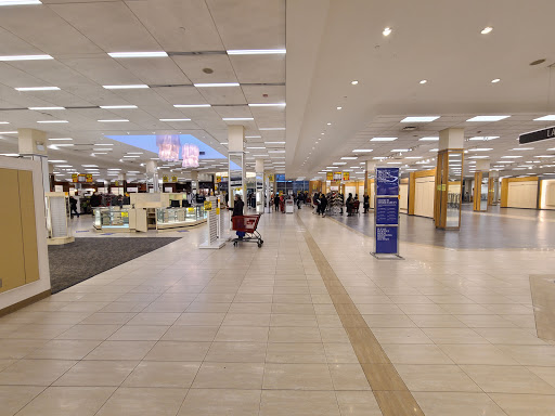 Department Store «Century 21 Department Store», reviews and photos, 61-35 Junction Blvd, Rego Park, NY 11374, USA