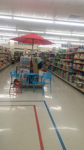 Supermarket «IGA», reviews and photos, 607 E Southline Rd, Tuscola, IL 61953, USA