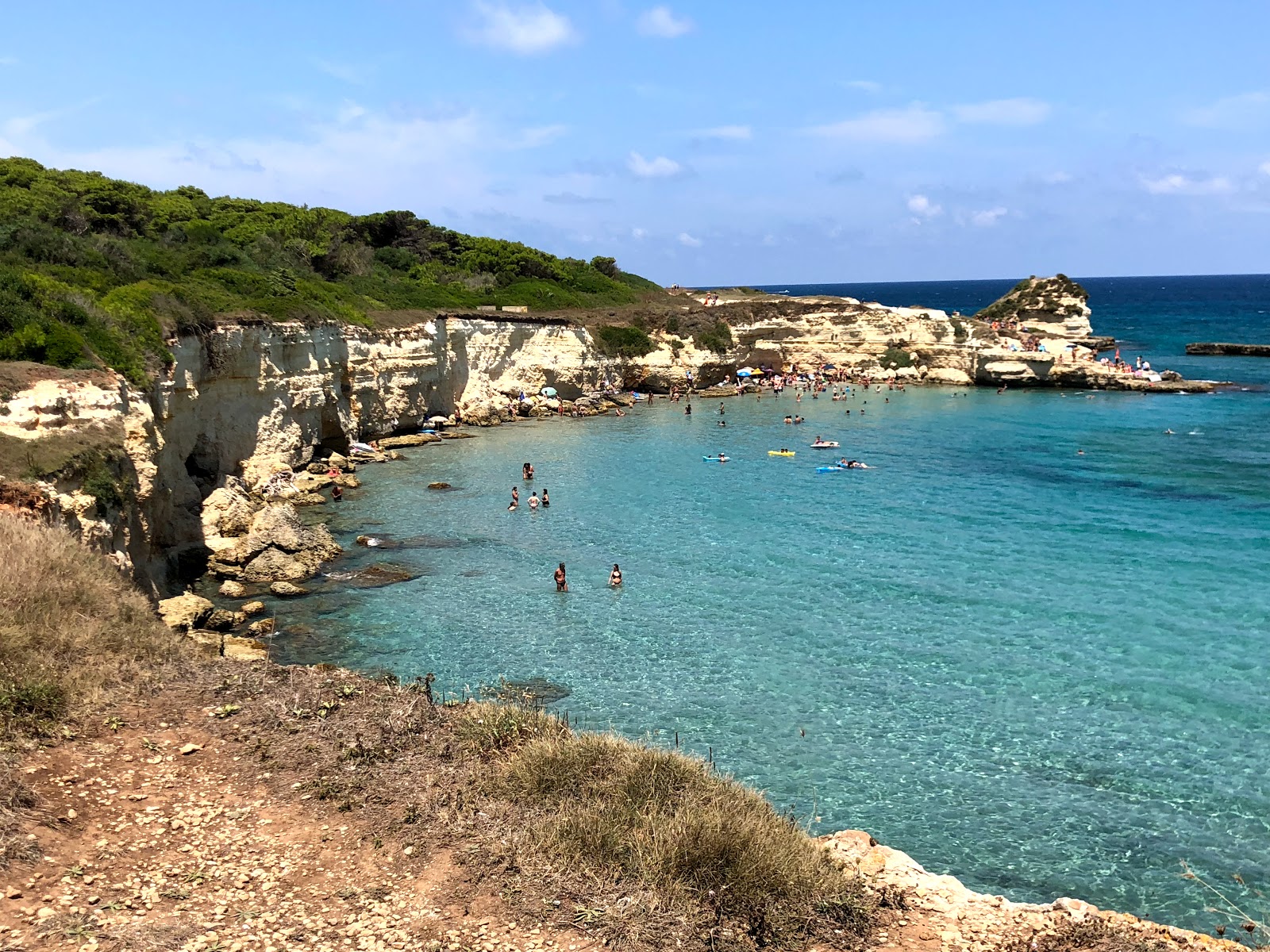 Photo de Spiaggia della Punticeddha avec sable lumineux de surface