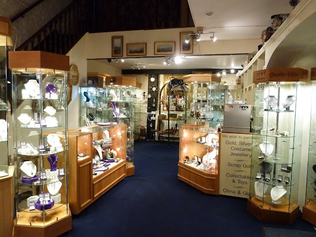 Reviews of Something Different & Sue Buckingham Vintage Jewellery in Plymouth - Jewelry