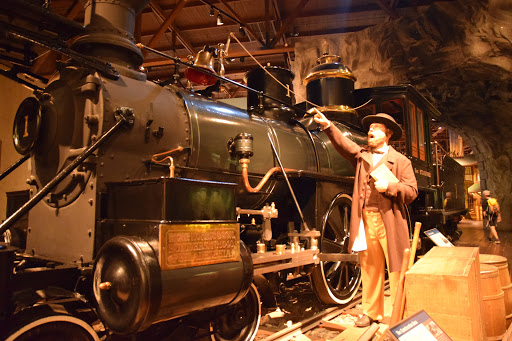 Gift Shop «CA State Railroad Museum Store», reviews and photos, 125 I St, Sacramento, CA 95814, USA