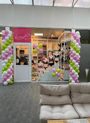 SHANI’S CLOSET магазин за бельо и дрехи