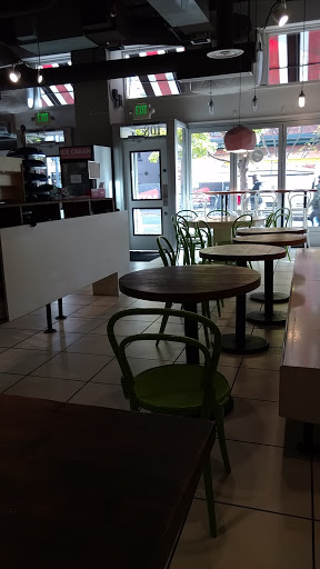 Cafe «Cupcake Royale», reviews and photos, 108 Pine St, Seattle, WA 98101, USA