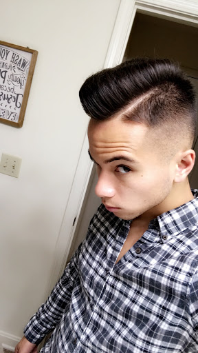 Barber Shop «County Line Barbers», reviews and photos, 7626 KY-146, Pewee Valley, KY 40056, USA