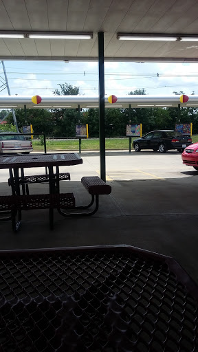 Fast Food Restaurant «Sonic Drive-In», reviews and photos, 601 N Mattis Ave, Champaign, IL 61821, USA