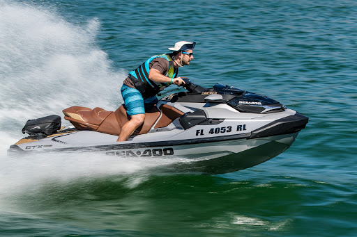 Outdoor Sports Store «Watercraft Superstore, Inc.», reviews and photos, 1401 N Myrtle Ave, Clearwater, FL 33755, USA