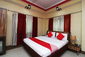 OYO 2426 Hotel Tirupati International image