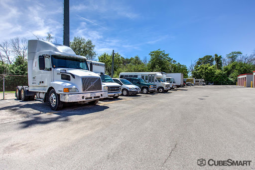 Self-Storage Facility «CubeSmart Self Storage», reviews and photos, 1551 W Algonquin Rd, Mt Prospect, IL 60056, USA