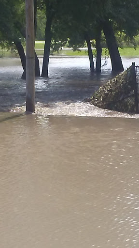 Park «Sargent Park», reviews and photos, 3530 E Douglas Ave, Des Moines, IA 50317, USA