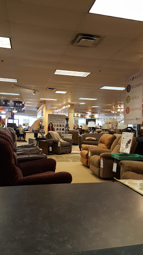 Furniture Store «La-Z-Boy Furniture Galleries», reviews and photos, 12189 Montgomery Rd, Loveland, OH 45140, USA