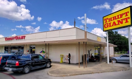 Thrift Store «Thrift Giant Irving», reviews and photos, 1145 E Irving Blvd, Irving, TX 75060, USA