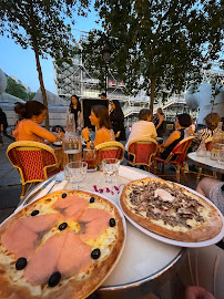 Pizza du Restaurant Le Cirque - Beaubourg à Paris - n°3