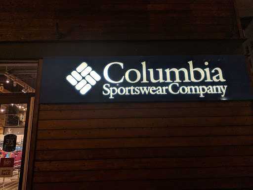 Sportswear Store «Columbia Sportswear Seattle Store», reviews and photos, 290 Pine St, Seattle, WA 98101, USA