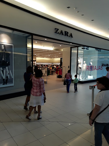 Stores to buy women's suits Santo Domingo