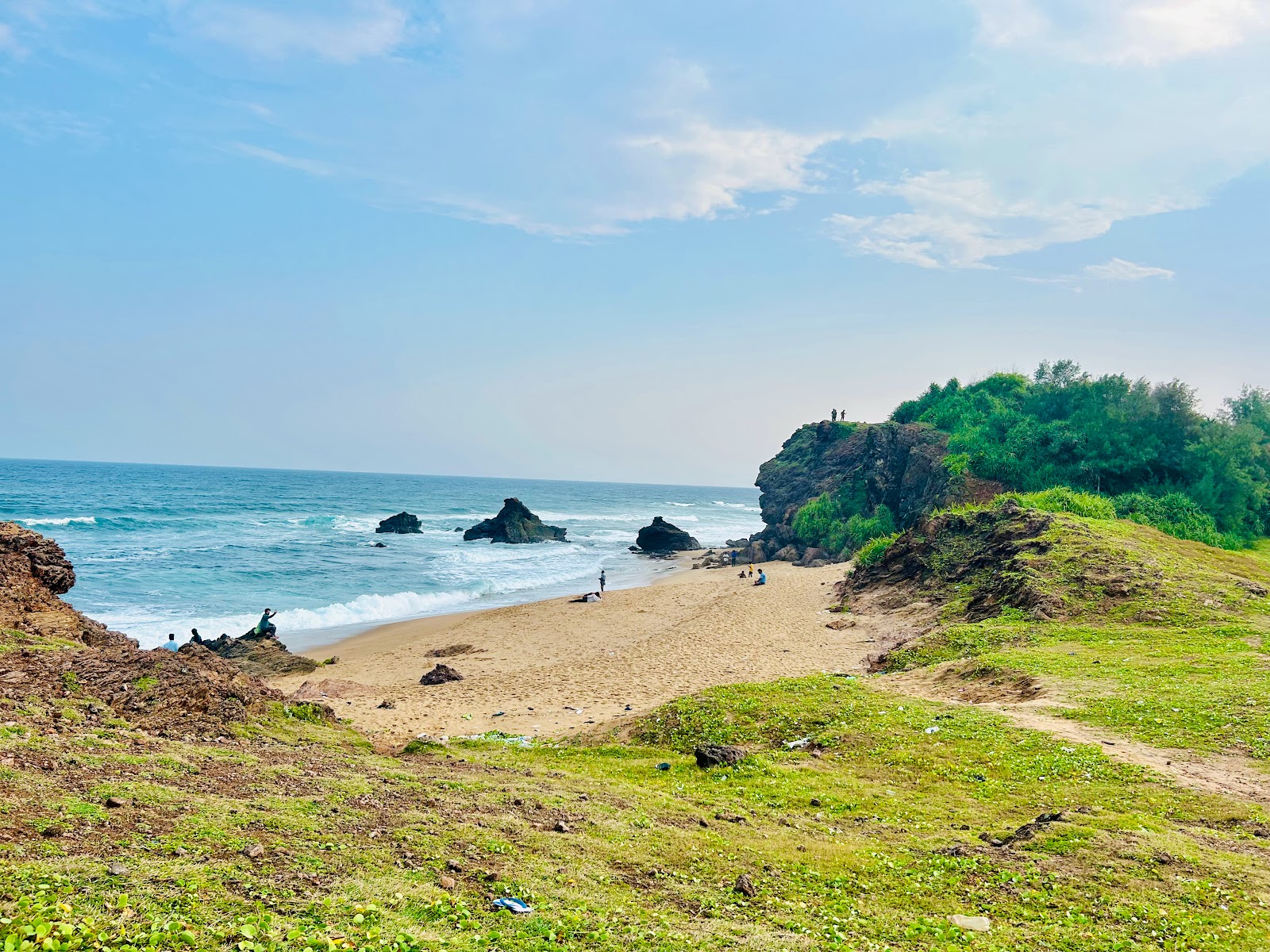 Seethapalem Beach的照片 带有碧绿色纯水表面