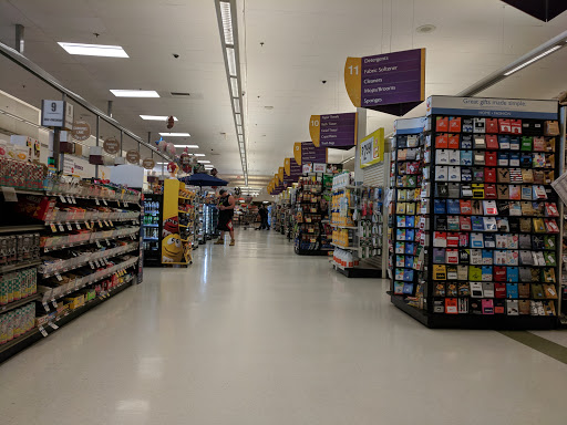 Grocery Store «Super Stop & Shop», reviews and photos, 72 Newtown Rd, Danbury, CT 06810, USA