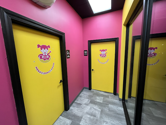 Mena’s Donut House