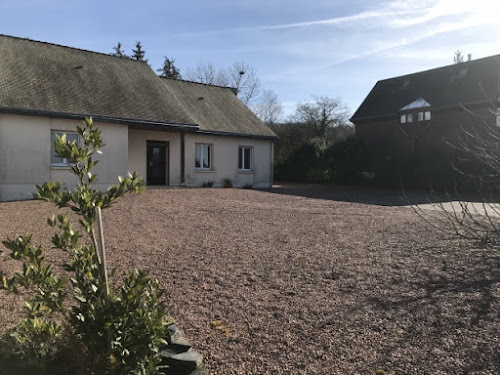 Agence immobilière GAYA, NOTAIRE Me Maud Dallay Bellevigne-les-Châteaux