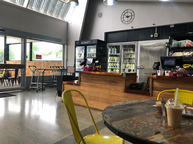 Reviews of Huanui Fresh Produce and The Black Stump Coffee Shop. in Whangarei - Fruit and vegetable store