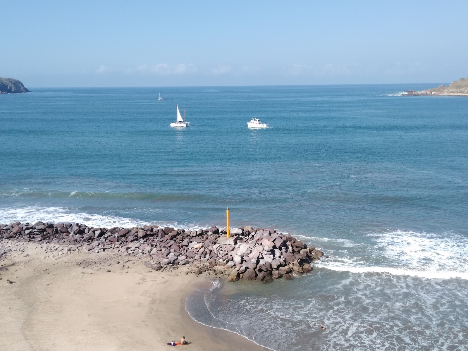 Foto de Camaron Sabalo beach com alto nível de limpeza