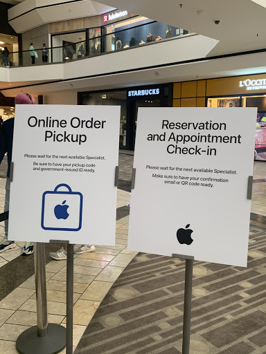 Apple Stoneridge Mall image