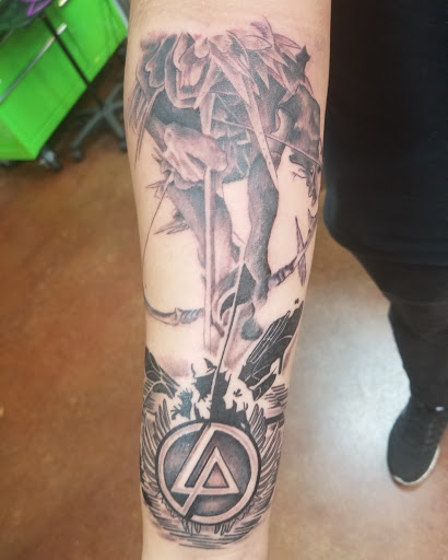 Explore big sis little sis tattoo ideas, creative tattoo ideas in Arlington, available at Urbans Tattoo & Piercing Studio