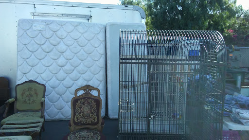 Drive-in Movie Theater «Rubidoux Drive-In Theatre and Swap Meet», reviews and photos, 3770 Opal St, Riverside, CA 92509, USA