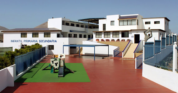 Colegio europeo Daos Quenns CALLE MARTE,3, 35510 Puerto del Carmen, Las Palmas, España