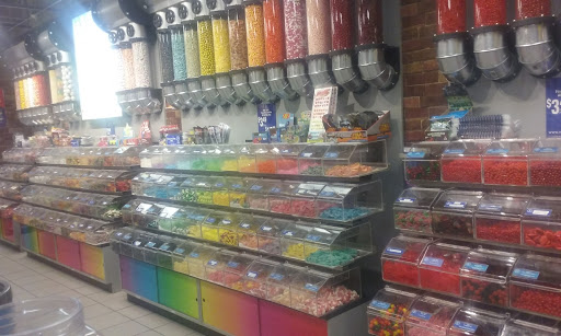 Shopping Mall «Great Lakes Crossing Outlets», reviews and photos, 4000 Baldwin Rd, Auburn Hills, MI 48326, USA