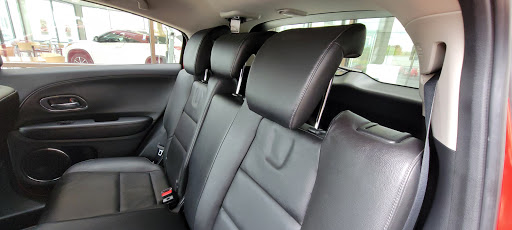 Used Car Dealer «St. Charles Toyota Certified Pre-Owned Center», reviews and photos, 1845 E Main St, St Charles, IL 60174, USA