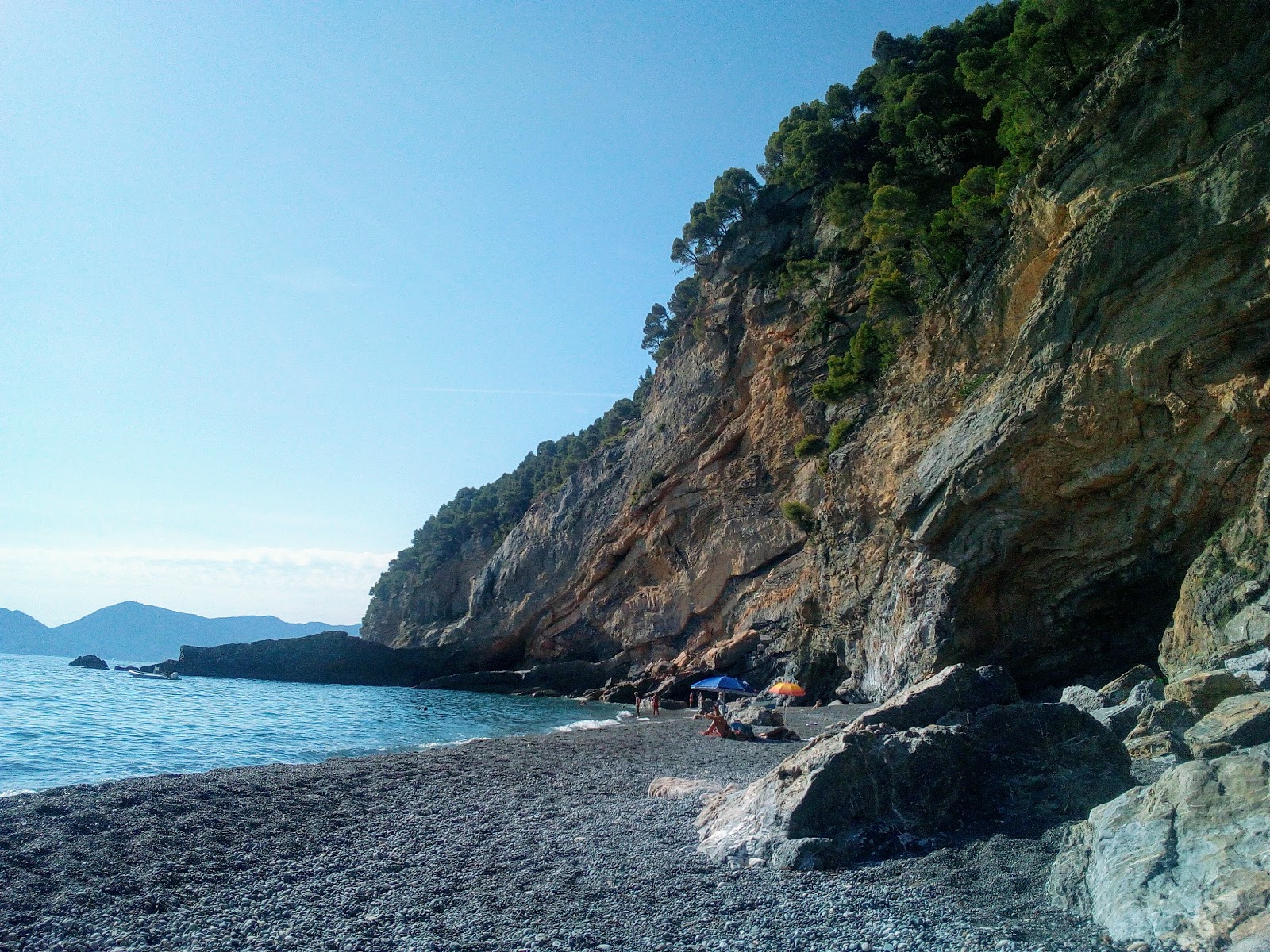 Photo de Spiaggia del Groppolo avec petite baie