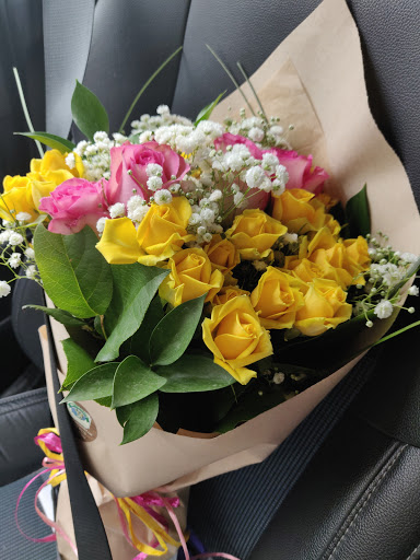 Florist «Bittersweet Flower Market», reviews and photos, N3075 WI-16, La Crosse, WI 54601, USA