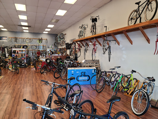 Bicycle Store «Sprockets Bicycle Shop», reviews and photos, 231 W Hickory St, Denton, TX 76201, USA