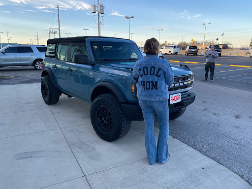 Ford Dealer «Ancira Ford», reviews and photos, 501 10th St, Floresville, TX 78114, USA