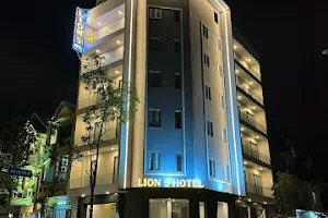 Lion 5 Hotel image