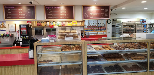 Donut Shop «Donut World», reviews and photos, 720 NE Burnside Rd, Gresham, OR 97030, USA