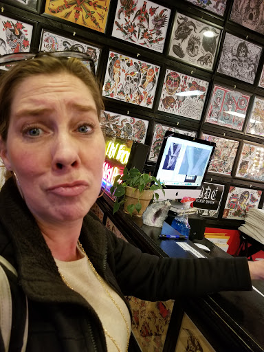 Tattoo Shop «Alton Tattoo Company», reviews and photos, 2514 College Ave, Alton, IL 62002, USA