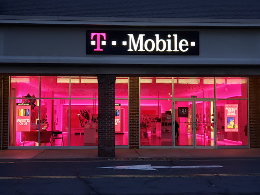 Cell Phone Store «T-Mobile», reviews and photos, 1059 Silas Deane Hwy, Wethersfield, CT 06109, USA