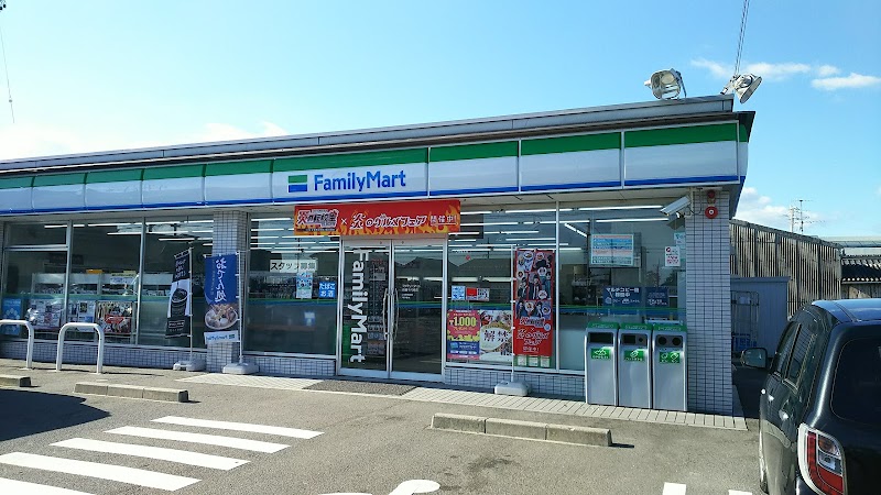 ファミリーマート 鈴鹿千代崎店