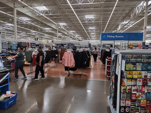 Department Store «Walmart Supercenter», reviews and photos, 220 N Adair St, Cornelius, OR 97113, USA